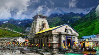 Kedarnath Günlükleri: Güzellik ve Bağlılık