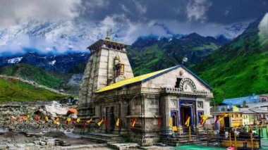 Kedarnath Günlükleri: Güzellik ve Bağlılık