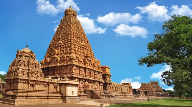 Thanjavur büyük tapınağı: Bir Chola Başyapıtı