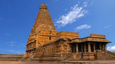 Thanjavur büyük tapınağı: Bir Chola Başyapıtı