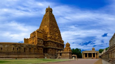 Thanjavur büyük tapınağı: Bir Chola Başyapıtı