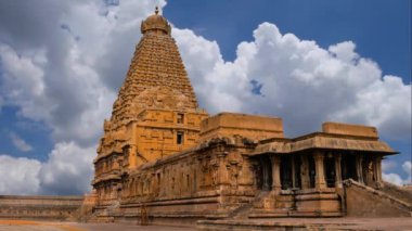Thanjavur Büyük Tapınağı: Bir Chola Başyapıtı