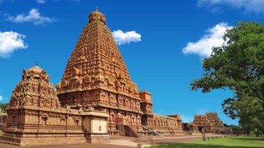 Thanjavur Büyük Tapınağı: Bir Chola Başyapıtı