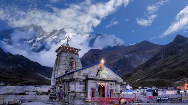 Kedarnath, Uttarakhand India - Beauty and Devotion clipart