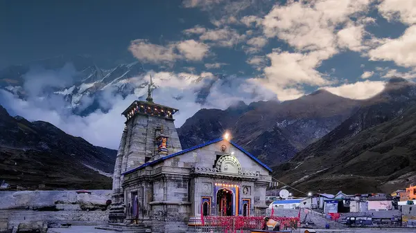 Kedarnath, Uttarakhand Hindistan Güzellik ve Bağlılık