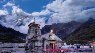Kedarnath, Uttarakhand Hindistan Güzellik ve Bağlılık