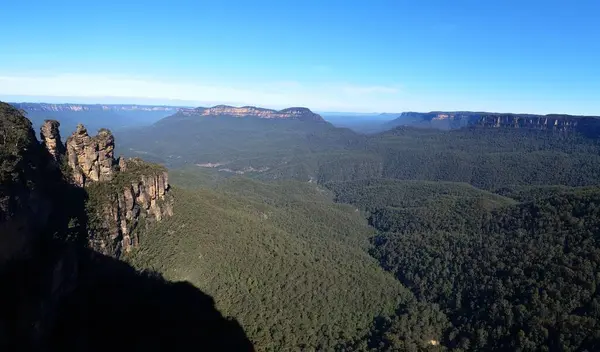 stock image Three Sisters in the Blue Mountains National Park in Katoomba, Australia