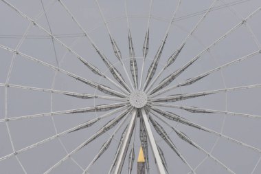 Lunaparkta dönme dolap