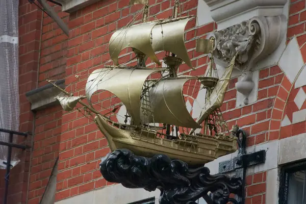 Hollanda 'daki tarihi Amsterdam şehri.