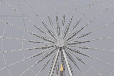 Lunaparkta dönme dolap