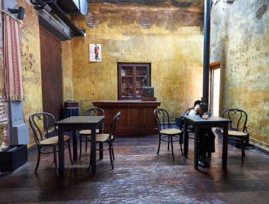 Valparaiso şehrindeki renkli ahşap evler.