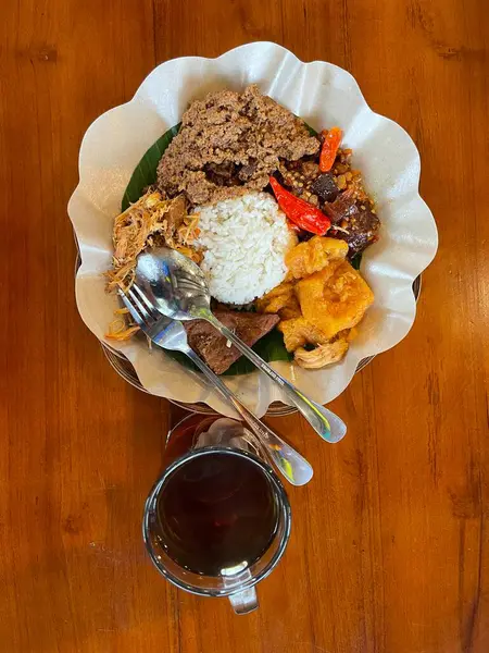 Gudeg, Yogyakarta 'dan Geleneksel Endonezya Mutfağı