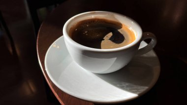 Kahve, Masada Kahve fincanı, Boş Alan...,