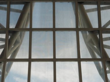 Şehrin modern binası