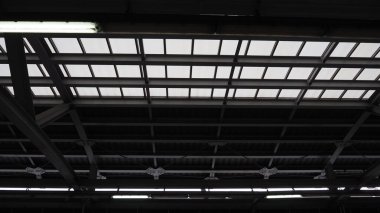 Modern binanın içi