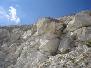 Tebeşir. Taş ocağından endüstriyel tebeşir çıkarma. Kretase yatakları. Kharkov bölgesi.