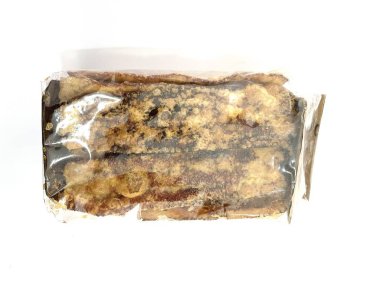 Geleneksel Endonezya muz aperatifi plastik ambalajla 