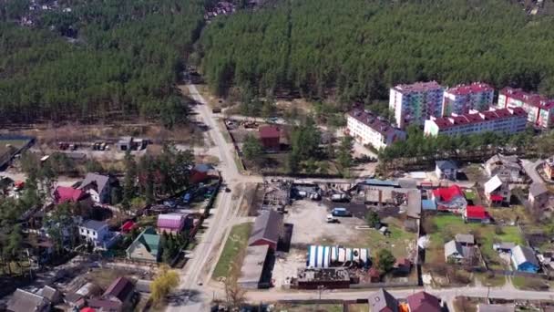 Yolun Üst Manzarası Yıkılmış Yanmış Evlerin Havadan Görüntüsü Evler Rus — Stok video
