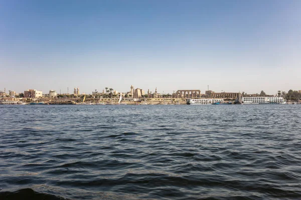 Smukke Fiskeri Lystbåde Nilen Luxor Smuk Flod Refleksioner Både Vandet - Stock-foto