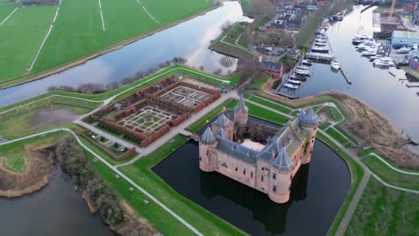 Muiderslot Kalesi Nin Güzel Manzarası Modern Hollanda Nın Iyi Korunmuş — Stok video