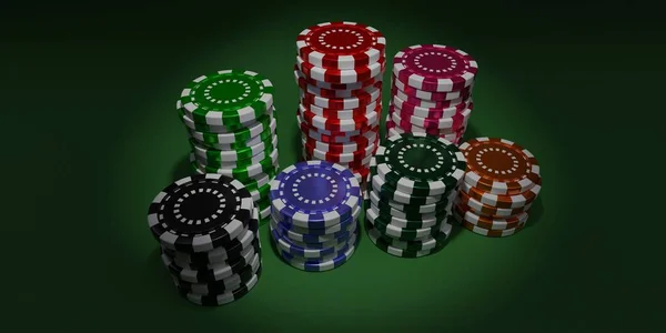 カジノのチップスタック 緑の山の中でギャンブルトークンテーブル 暗い背景を感じた 3Dレンダリング — ストック写真