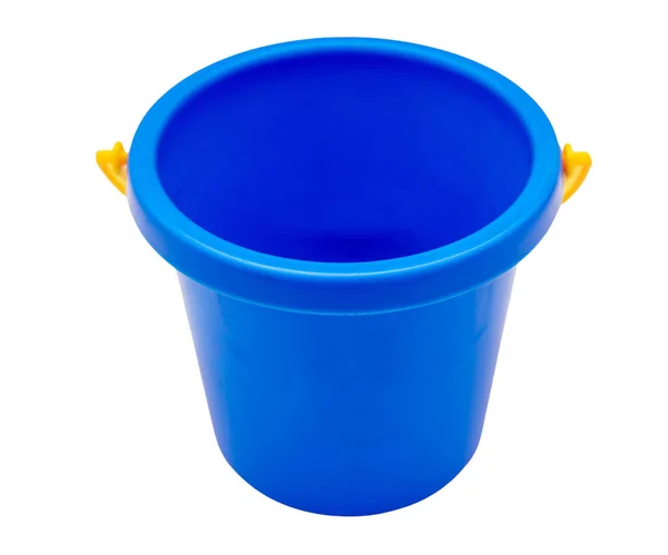 蓝色桶玩具 黄色把手 背景透明 与外界隔绝 泳滩的婴幼儿活动 — 图库照片
