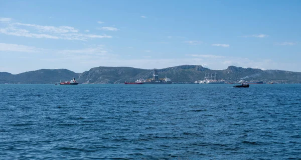 Elefsina Attica Grèce Bateau Mouillé Port Dans Mer Ondulée Port — Photo