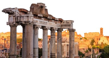 İtalya, Roma, antik Roma forumunun kalıntıları beyaz şeffaf arka planda izole edilmiş