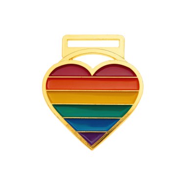 Gökkuşağı renkleri kalp şekli madalyası beyaz şeffaf üzerinde izole