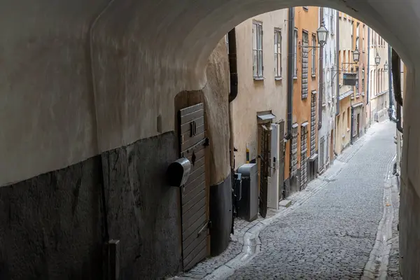 Stora Hoparegrand Arched Stonewall Covered Cobblestone Alley Gamla Stan Stockholm Stock Picture