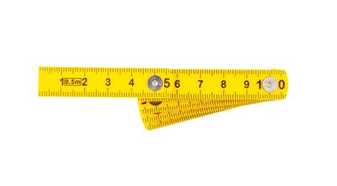 Sarı mezura beyaz, şeffaf, 10 cm uzunluğunda izole edilmiş.
