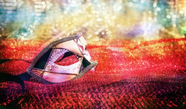 Karnaval partisi. Venedik kadın maskesi, maskeli balo, Mardi çim kutlaması, uzay kopyası.