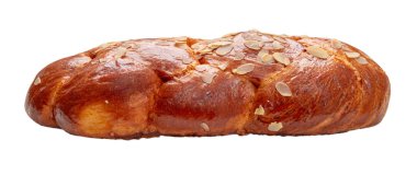 Paskalya Ekmeği Yunan tsoureki örgüsü beyaza izole edilmiş. Tatlı çörekler tepemizde