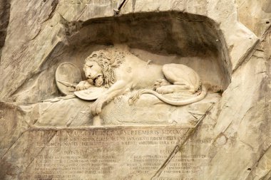 Aslan Anıtı ya da Lucerne Aslanı, Lucerne 'de Bertel Thorvaldsen tarafından tasarlanan bir kaya tasarımı. İsviçre. 