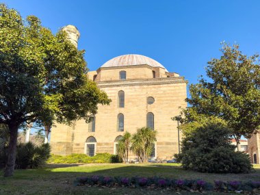 Osman Şah Camii veya Kursum Camii Yunanistan 'ın Trikala kentindeki 16. yüzyıl Osmanlı camii.