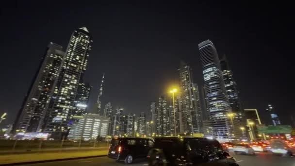 Élénk Városi Éjszakai Élet Ragyogó Felhőkarcolók Városi Fények Egy Kivilágított — Stock videók