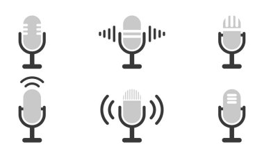 Mikrofon vektör simgeleri ayarlandı. Stüdyoda ses kaydı. Karaoke veya radyo simgeleri.