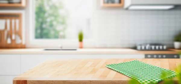 Mutfak Arka Planında Ahşap Masa Üstü Montaj Ürünleri Görüntüleme Veya — Stok fotoğraf