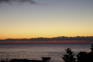 Büyüleyici manzara Gün batımından sonra Girit adası