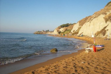 İyon Denizi 'ndeki Kızıl Kum Sahili. Calabria.