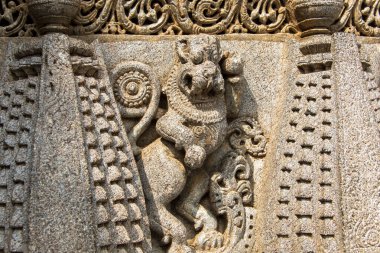 A beautiful sculpture sculpted inside Chennakeshava temple complex in Somanathapura clipart