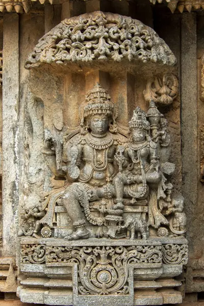 stock image A beautiful sculpture sculpted inside Chennakeshava temple complex in Somanathapura