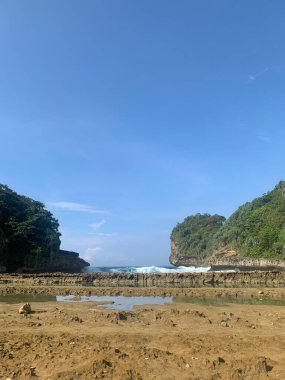 Denizde güzel bir sahil