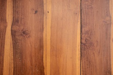 Ahşap Duvar kahverengi fon. Taze düğümlenmiş çam ağacından ahşap arka plan görüntüsü. Doğal desenli görünür doku.