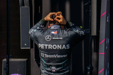 Belçika GP F1 2024, 28 Temmuz 2024, Spa Francorchamps, Belçika - Mercedes için Formula 1 Lewis Hamilton sürücüsü