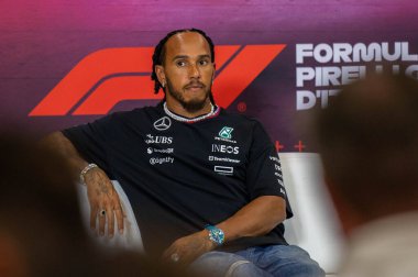 İtalyan GP F1 2024, 27 Ağustos 2024, Monza, İtalya - Mercedes için Formula 1 Lewis Hamilton sürücüsü