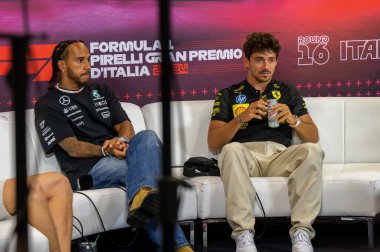 İtalyan GP F1 2024, 27 Ağustos 2024, Monza, İtalya - Mercedes için Formula 1 Lewis Hamilton sürücüsü