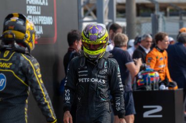 İtalyan GP F1 2024, 1 Eylül 2024, Monza, İtalya - Mercedes için Formula 1 Lewis Hamilton sürücüsü