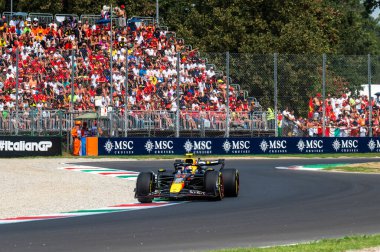 İtalyan GP F1 2024, 1 Eylül 2024, Monza, İtalya - Red Bull için Formula 1 Sergio Perez sürücüsü