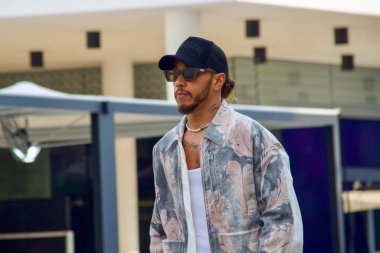 Katar GP F1 2024, 28 Kasım 2024, Losail, Katar - Mercedes için Formula 1 Lewis Hamilton sürücüsü